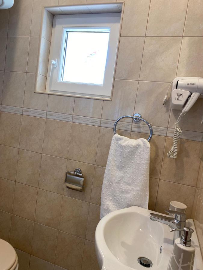 Apartments Mikecin Novigrad (Dalmatia) Exterior foto