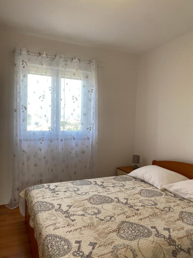 Apartments Mikecin Novigrad (Dalmatia) Exterior foto