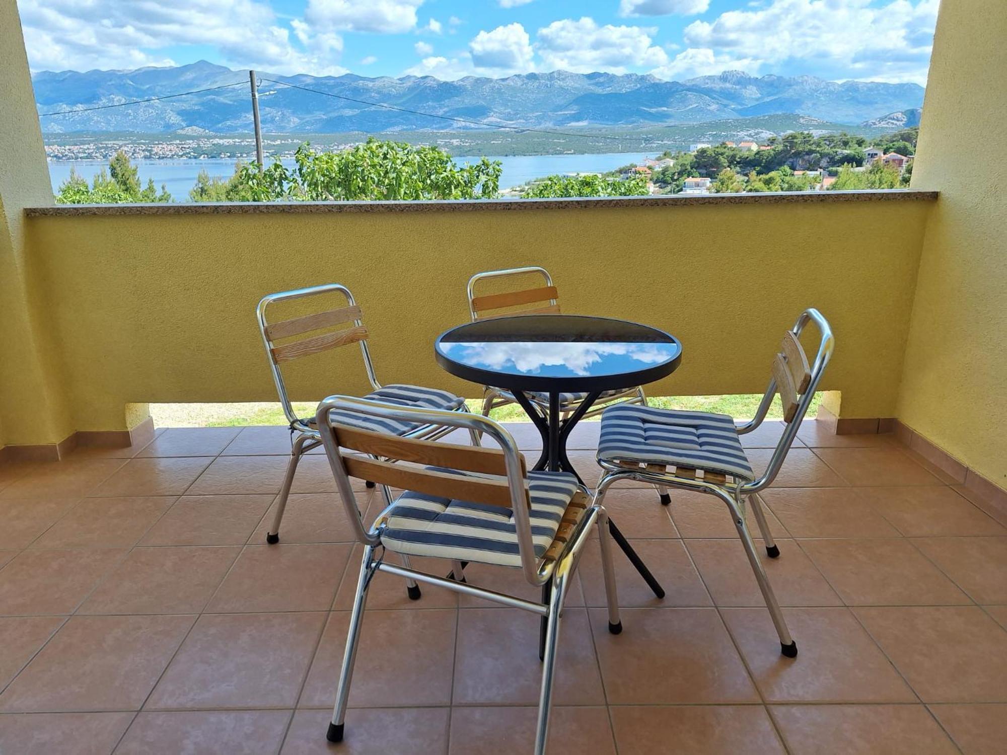 Apartments Mikecin Novigrad (Dalmatia) Exterior foto